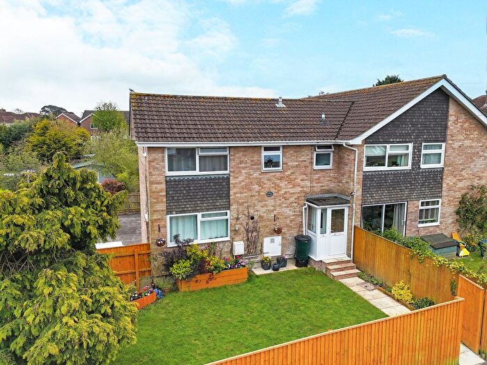 3 Bedroom Semi Detached House For Sale In Lower Buckland Road, Lymington, SO41