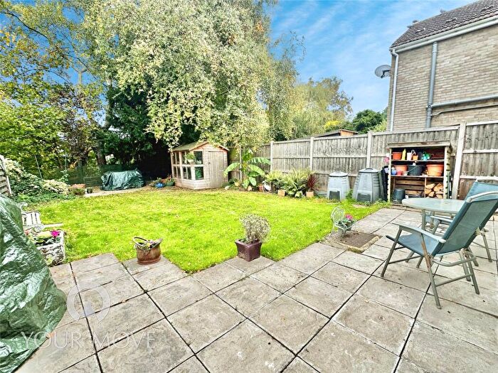 4 Bedroom Terraced House For Sale In Cedar Drive, Sutton At Hone, Dartford, Kent, DA4