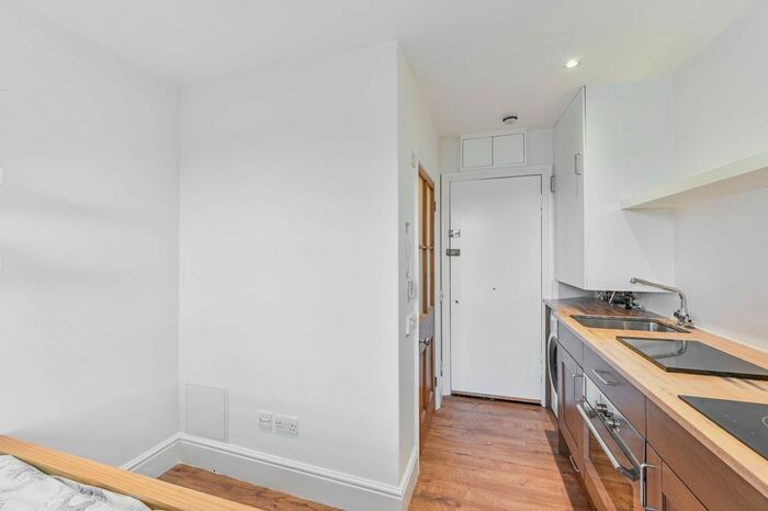 Studio To Rent In Stamford Brook Avenue, Stamford Brook, London, W6