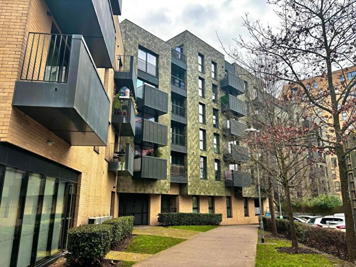 1 Bedroom Flat For Sale In Fenton Court, Burgess Springs, CM1