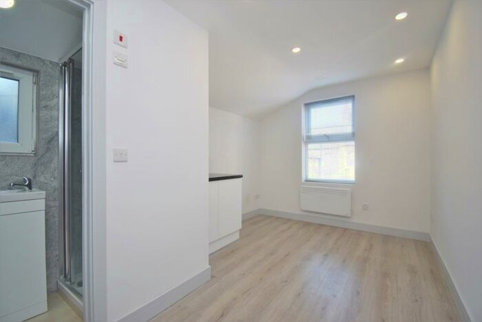 Studio To Rent In George Lane London, SE13