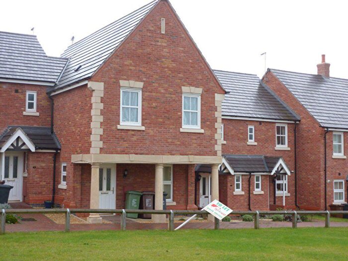 3 Bedroom House To Rent In Flatford Close, Corby, Northants, NN18