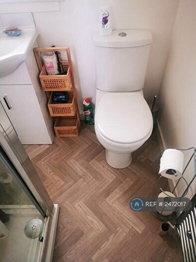 1 Bedroom Flat To Rent In Cardell Drive, Paisley, PA2