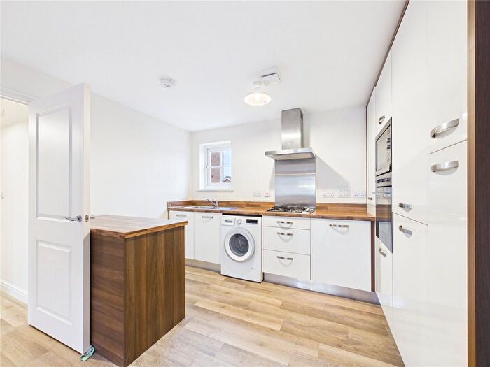 2 Bedroom Flat For Sale In Leader Street, Cheswick Village, Bristol, BS16