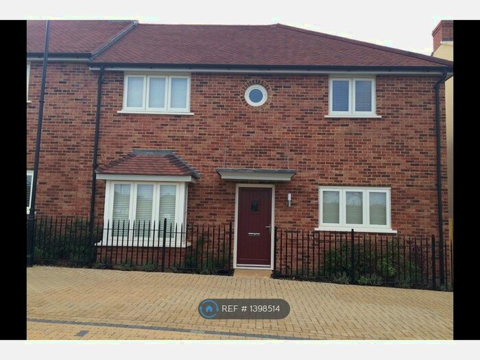 4 Bedroom Semi-Detached House To Rent In Berewood, Waterlooville, PO7
