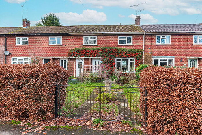 3 Bedroom Terraced House For Sale In Norreys Avenue, Wokingham, Berkshire, RG40