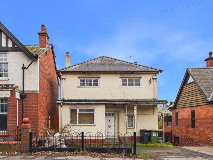 3 Bedroom Detached House For Sale In Barton Road, Hereford, HR4