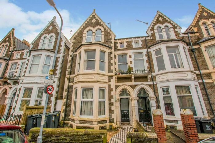 1 Bedroom Flat To Rent In Connaught Road, Cardiff, CF24