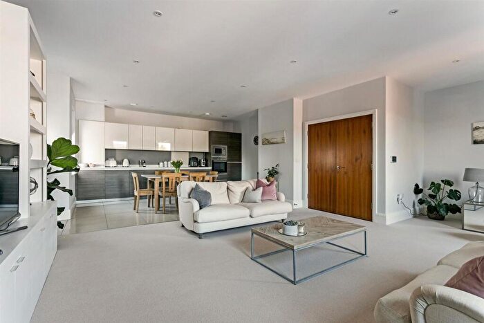 2 Bedroom Apartment For Sale In Pittville Crescent, Cheltenham, GL52