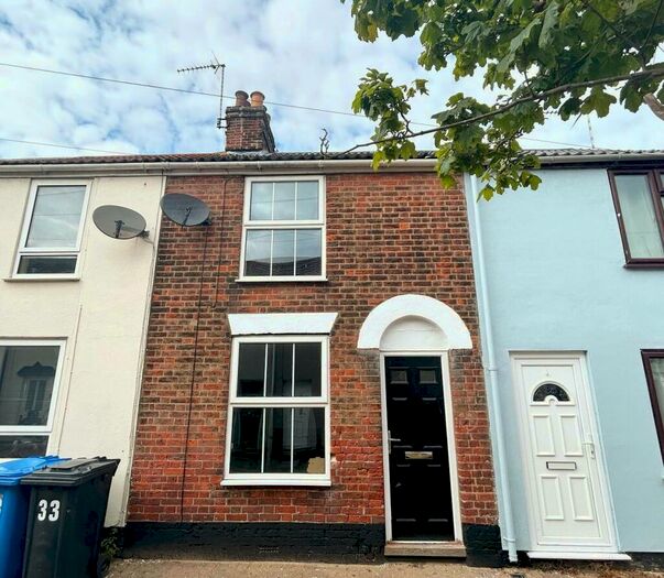 2 Bedroom Terraced House To Rent In Jacobs Street, Suffolk, Lowestoft, NR32