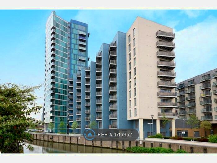 2 Bedroom Flat To Rent In George Hudson Tower, London, E15