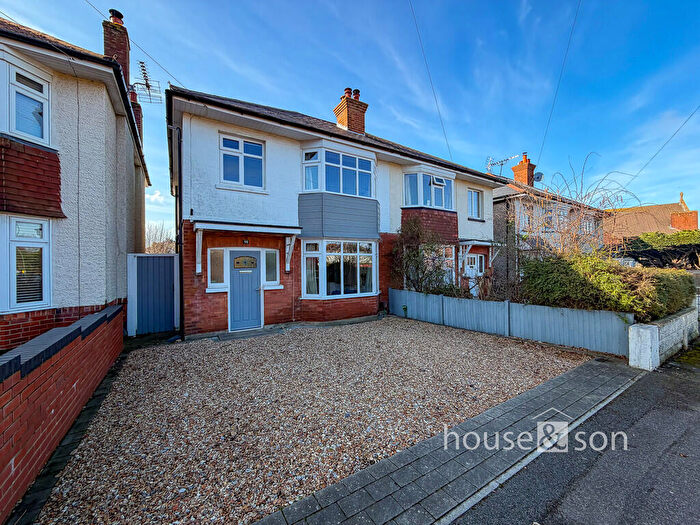 3 Bedroom Semi Detached House For Sale In Edgehill Road, Bournemouth, BH9