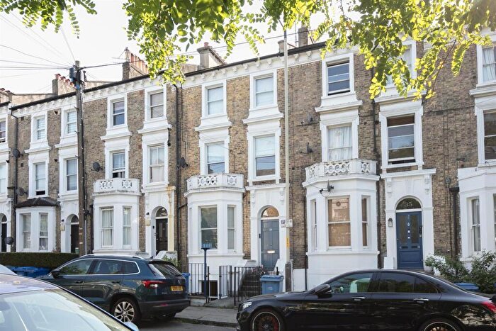 2 Bedroom Flat For Sale In Wilson Road, Camberwell, SE5