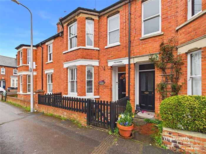 3 Bedroom Terraced House For Sale In Rockingham Road, Newbury, Berkshire, RG14