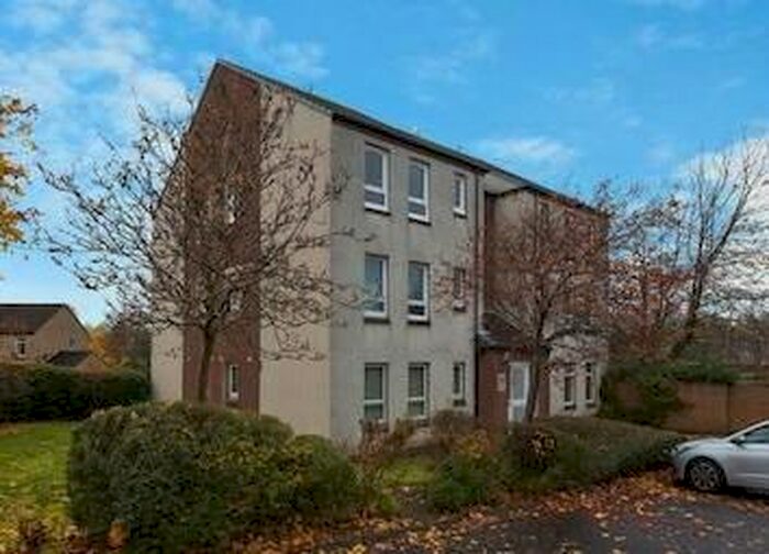 Studio To Rent In Fauldburn Park, Edinburgh, EH12