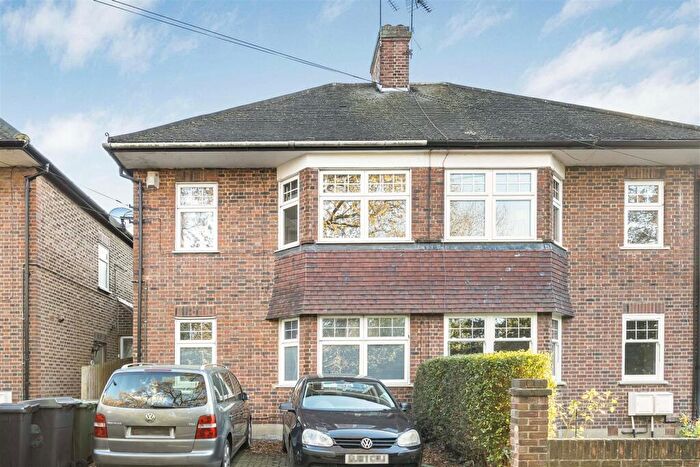 2 Bedroom Maisonette For Sale In Morgan Avenue, Walthamstow, London, E17