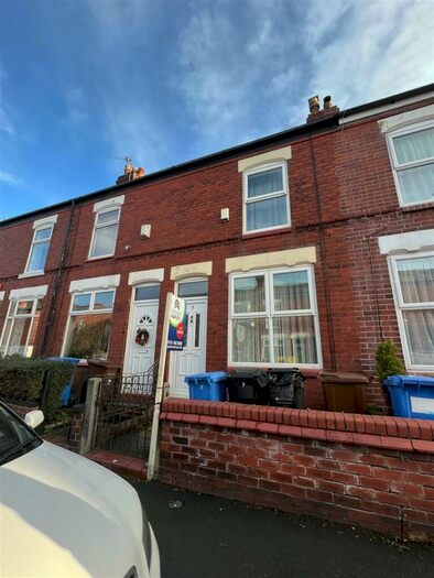 2 Bedroom House To Rent In Stockholm Road, Stockport, SK3