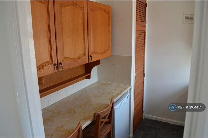 2 Bedroom Flat To Rent In Alvaston, Derby, DE24