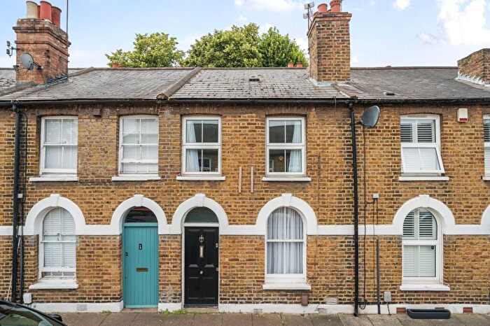 2 Bedroom Terraced House For Sale In Mooreland Road, Bromley, BR1