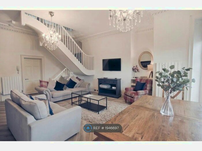2 Bedroom Maisonette To Rent In Bath, Bath, BA1