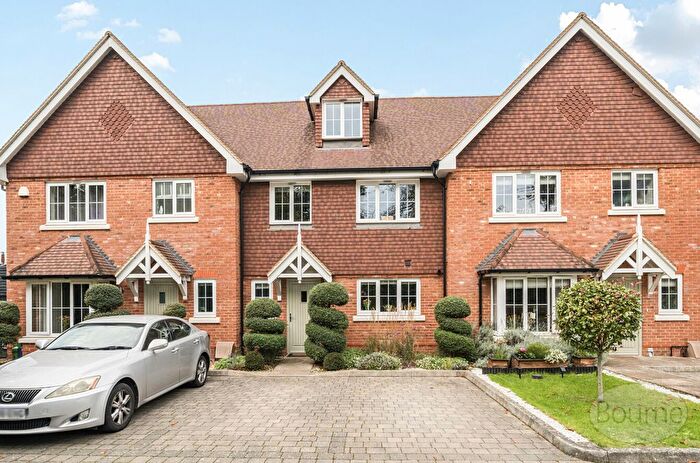 4 Bedroom Terraced House For Sale In Grove Close, Wrecclesham, Farnham, Surrey, GU10