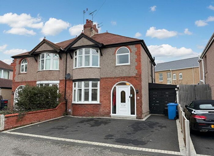3 Bedroom Semi-Detached House For Sale In Clifton Park Road, Rhyl, LL18