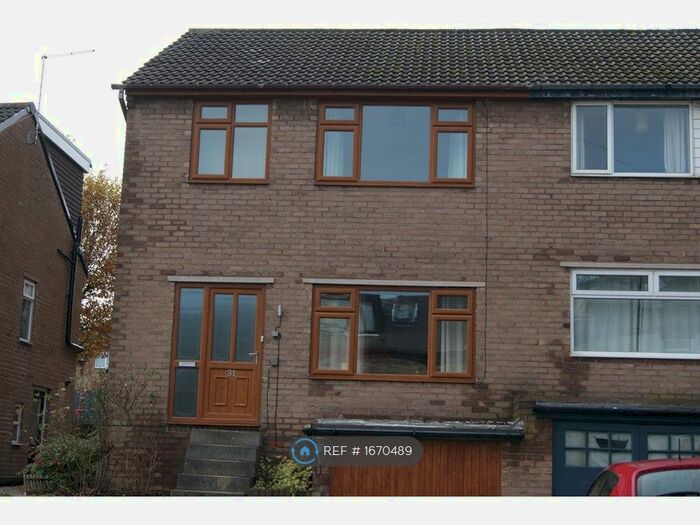 3 Bedroom Semi-Detached House To Rent In Bates Street, Sheffield, S10