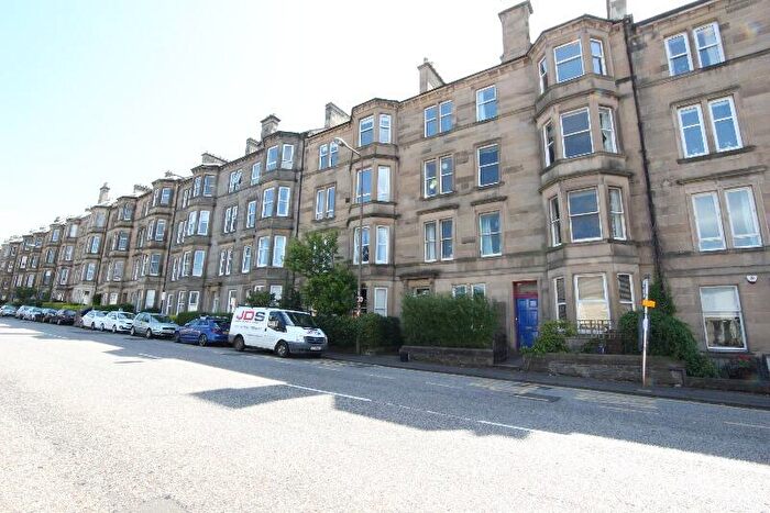 6 Bedroom Flat To Rent In Polwarth Gardens, Polwarth, Edinburgh, EH11