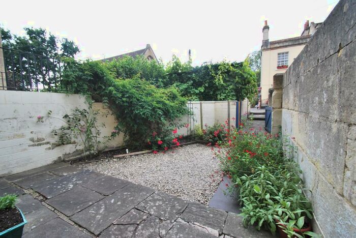 1 Bedroom Apartment To Rent In Cleveland Place West, Bath, BA1