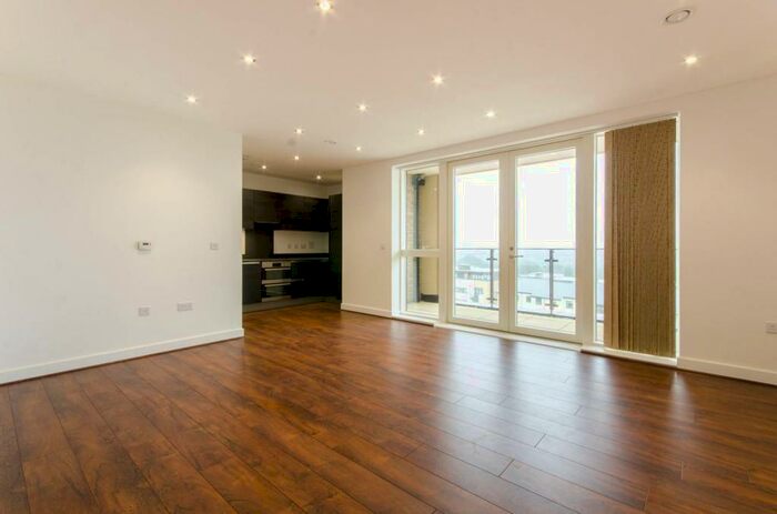 2 Bedroom Flat To Rent In Henry Darlot Drive, Mill Hill, London, NW7