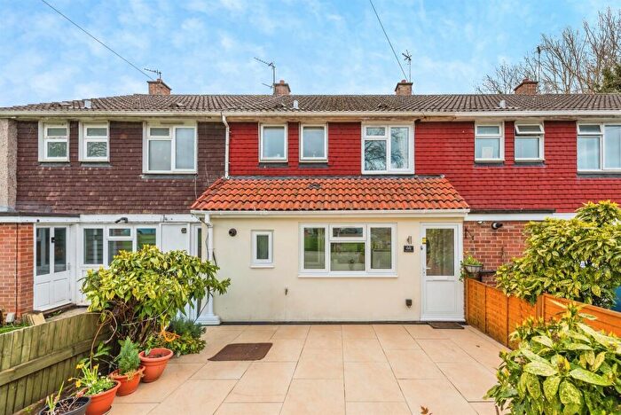 3 Bedroom Terraced House For Sale In Pegasus Road, Oxford, OX4