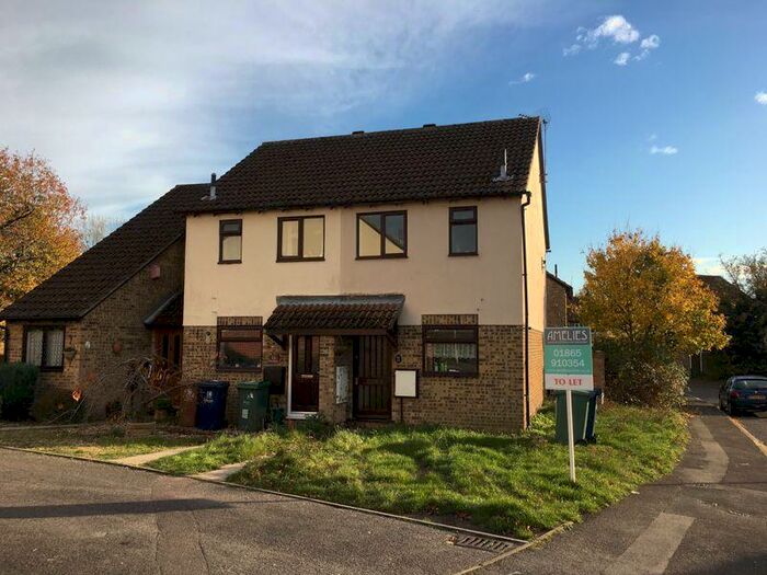 2 Bedroom End Of Terrace House To Rent In Broadfields, Littlemore, OX4
