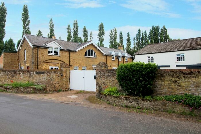 3 Bedroom Semi-Detached House To Rent In St. Margarets Road, South Darenth, Dartford, DA4