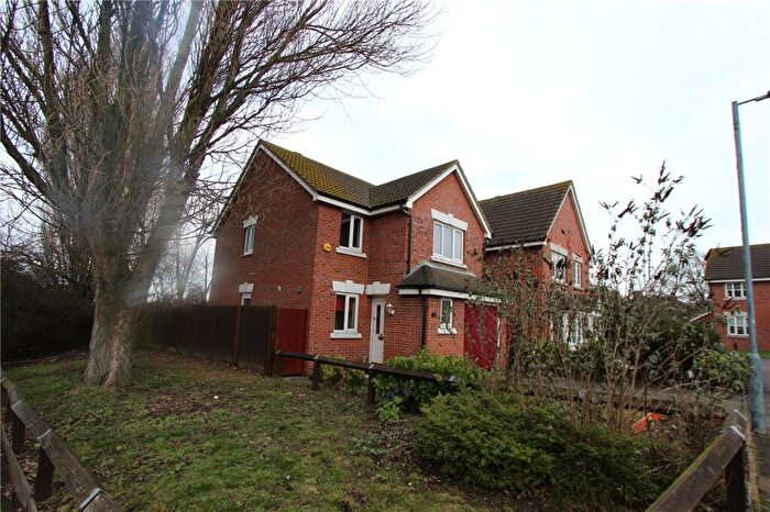 3 Bedroom Detached House To Rent In Ensign Close, Leigh-on-Sea, Essex, SS9