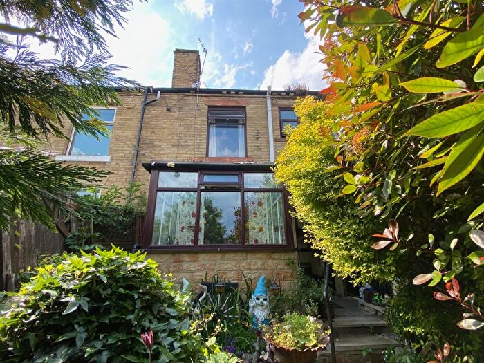 1 Bedroom Terraced House For Sale In York Street, Brighouse, HD6