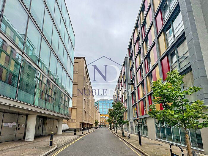 1 Bedroom Flat To Rent In Lambs Passage, EC1Y