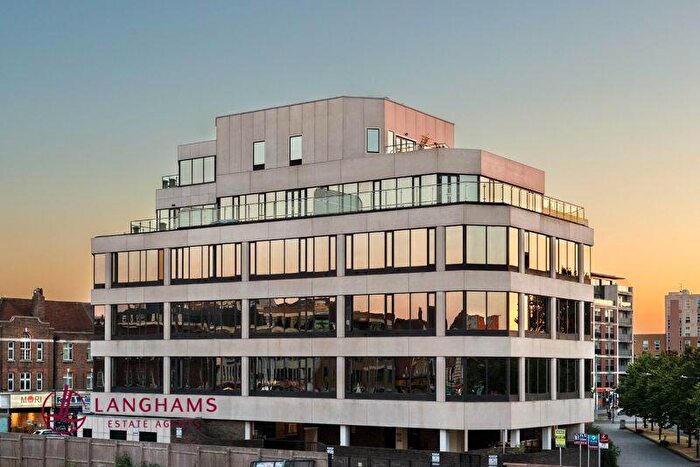 1 Bedroom Flat To Rent In Cornwall House, Slough, SL1