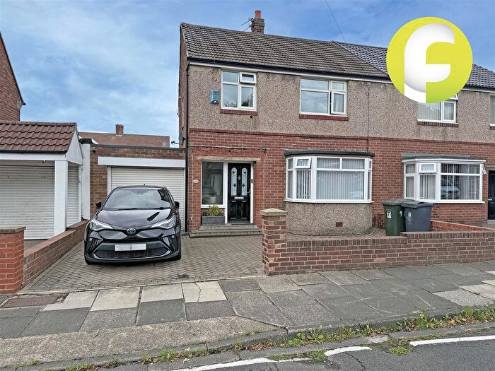 3 Bedroom Semi-Detached House For Sale In Balkwell Avenue, North Shields, NE29
