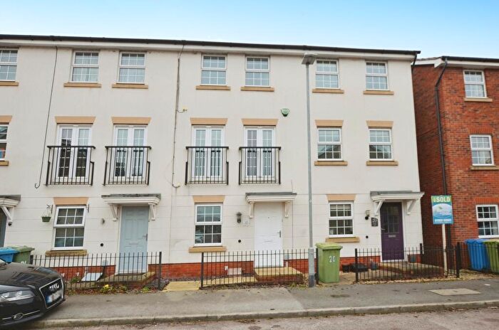 4 Bedroom Town House For Sale In Pingle Close, Worksop, S81