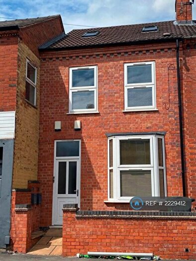 2 Bedroom Flat To Rent In Broad Street, Loughborough, LE11