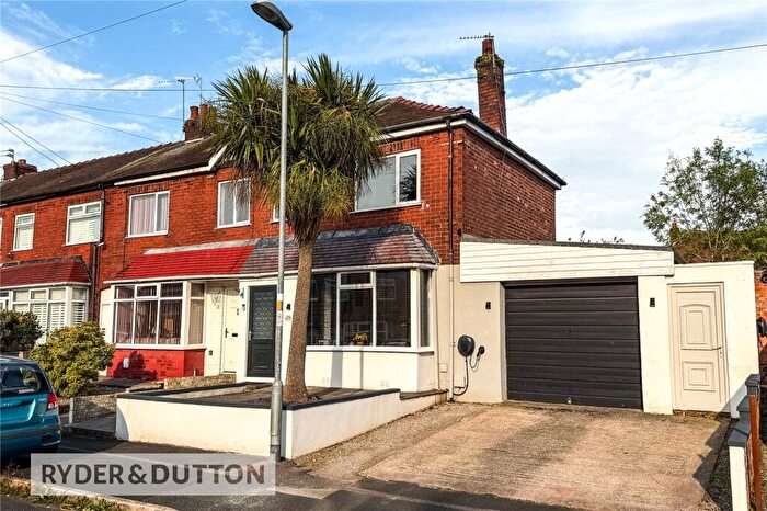 3 Bedroom Semi-Detached House For Sale In Hibbert Crescent, Failsworth, Manchester, Greater Manchester, M35