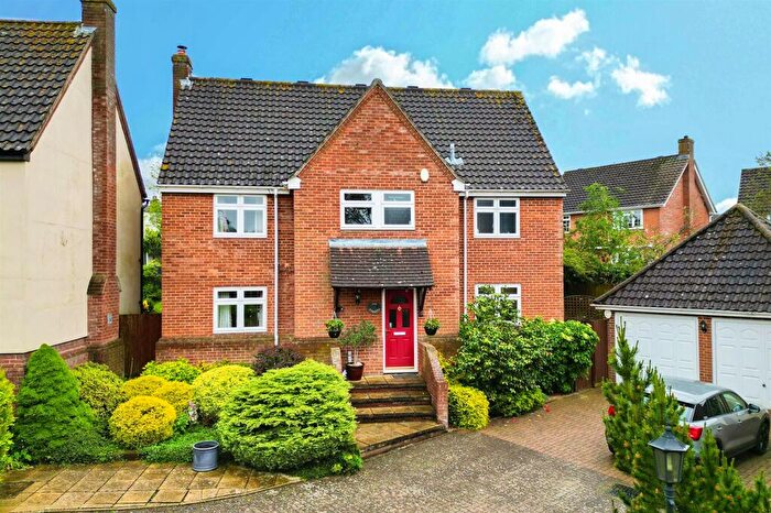 6 Bedroom Detached House For Sale In Tilkey Road, Coggeshall, Colchester, CO6