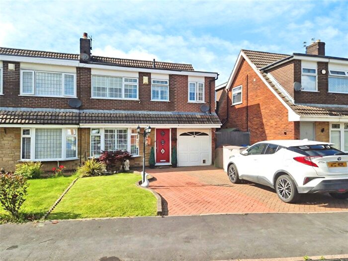 3 Bedroom Semi Detached House For Sale In Rydal Close, Tyldesley, Wigan, M29
