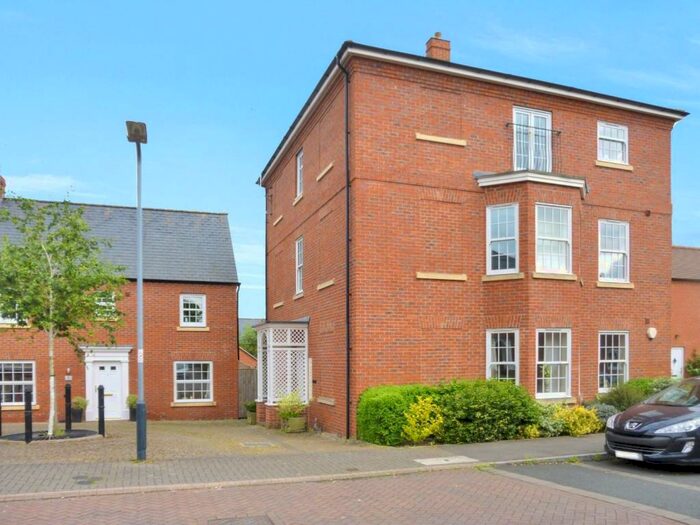 2 Bedroom Apartment To Rent In Lattimore Road, Stratford-Upon-Avon, CV37
