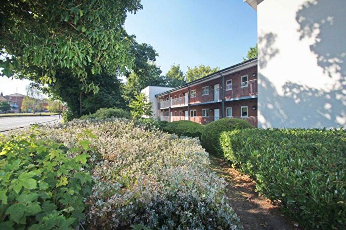 2 Bedroom Flat To Rent In The Courtyard, Stanningley Road, Leeds, West Yorkshire, LS12