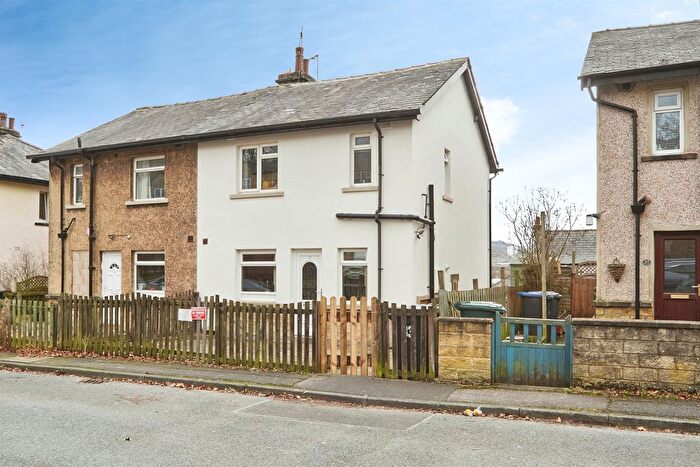 3 Bedroom Semi Detached House For Sale In Canal Road, Riddlesden, Keighley, BD20