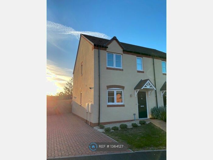 2 Bedroom Semi-Detached House To Rent In Oldcourne Way, Fernhill Heath, Worcester, WR3