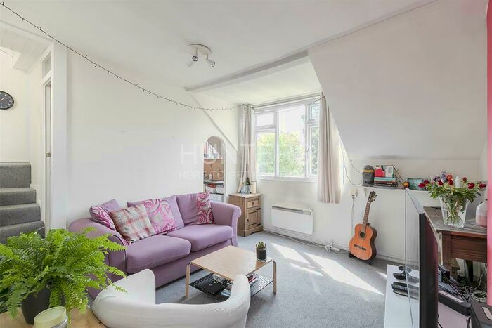 1 Bedroom Flat To Rent In Holmdale Road, London, NW6