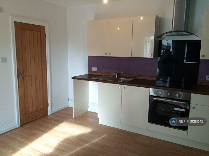 1 Bedroom Flat To Rent In Princes Court, Boscombe, Bournemouth, BH5