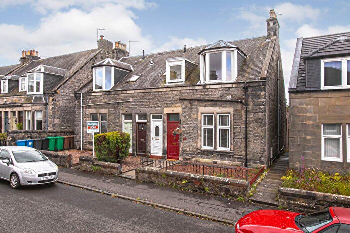 2 Bedroom Flat For Sale In Dewar Street, Dunfermline, KY12